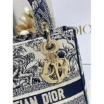 30 Montaigne Dior Amber Mini Chain Bucket Bag - Image 8