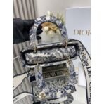 30 Montaigne Dior Amber Mini Chain Bucket Bag - Image 3