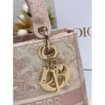 30 Montaigne Dior Midi Mini Chain Handbag - Image 5