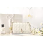 Rodeo Saddle Handbag - Image 9