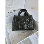 Medium Dior Toujours bag - Image 9