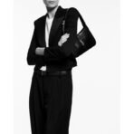 LE 5 ?? 7 IN CROCODILE-EMBOSSED SHINY LEATHER - Image 11