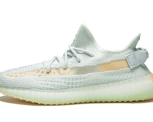Yeezy Boost 350 V2 Hyper Space