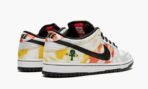 SB Dunk Low Tie-Dye Rayguns 2019  White - Image 5