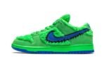 SB Dunk Low Grateful Dead  Green Bear