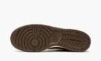 Dunk Low SP Undefeated Canteen - Image 6