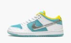 SB Dunk Low FTC Lagoon Pulse - Image 2
