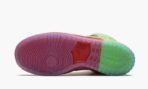 SB Dunk High Strawberry Cough - Image 6