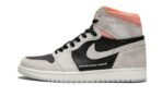 Air Jordan 1 Retro High OG Neutral Grey/Hyper Crimson