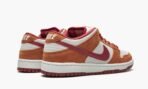 SB Dunk Low Pro Dark Russet - Image 4