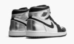 WMNS Air Jordan 1 Retro High OG Silver Toe - Image 4