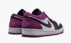 Air Jordan 1 Low SE Fuchsia - Image 4