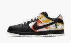 SB Dunk Low Tie-Dye Rayguns 2019  Black - Image 2