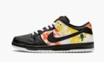 SB Dunk Low Tie-Dye Rayguns 2019  Black - Image 3