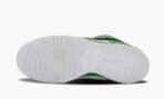 SB Dunk Low Pro Heineken - Image 5